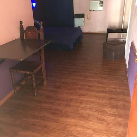 Hotel-Alojamiento Candilejas Paraná Екстериор снимка