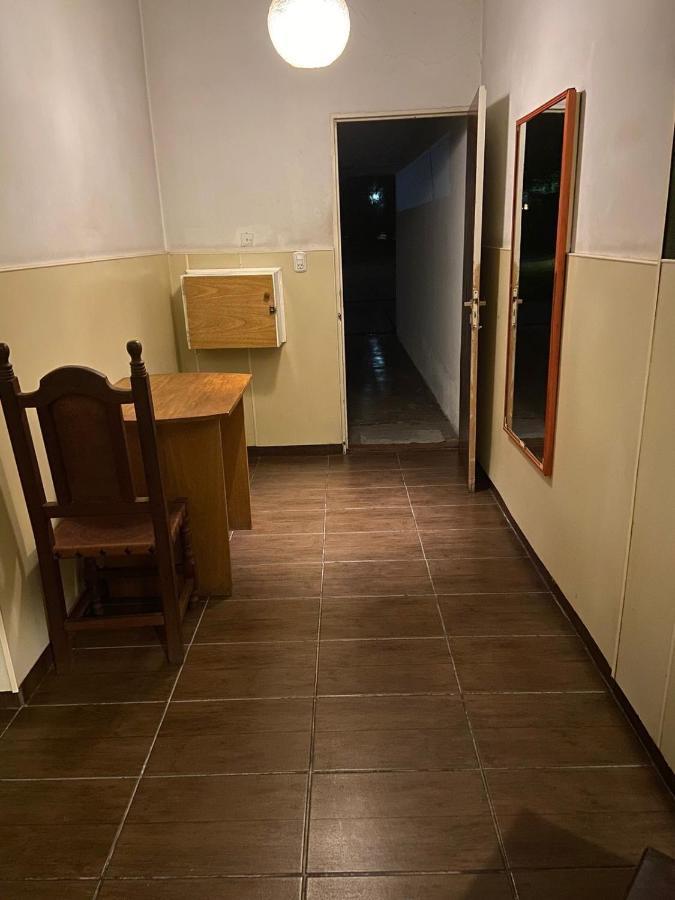 Hotel-Alojamiento Candilejas Paraná Екстериор снимка