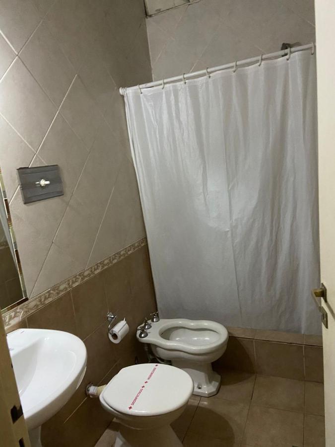 Hotel-Alojamiento Candilejas Paraná Екстериор снимка